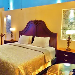 Catrina & Diego Homestay